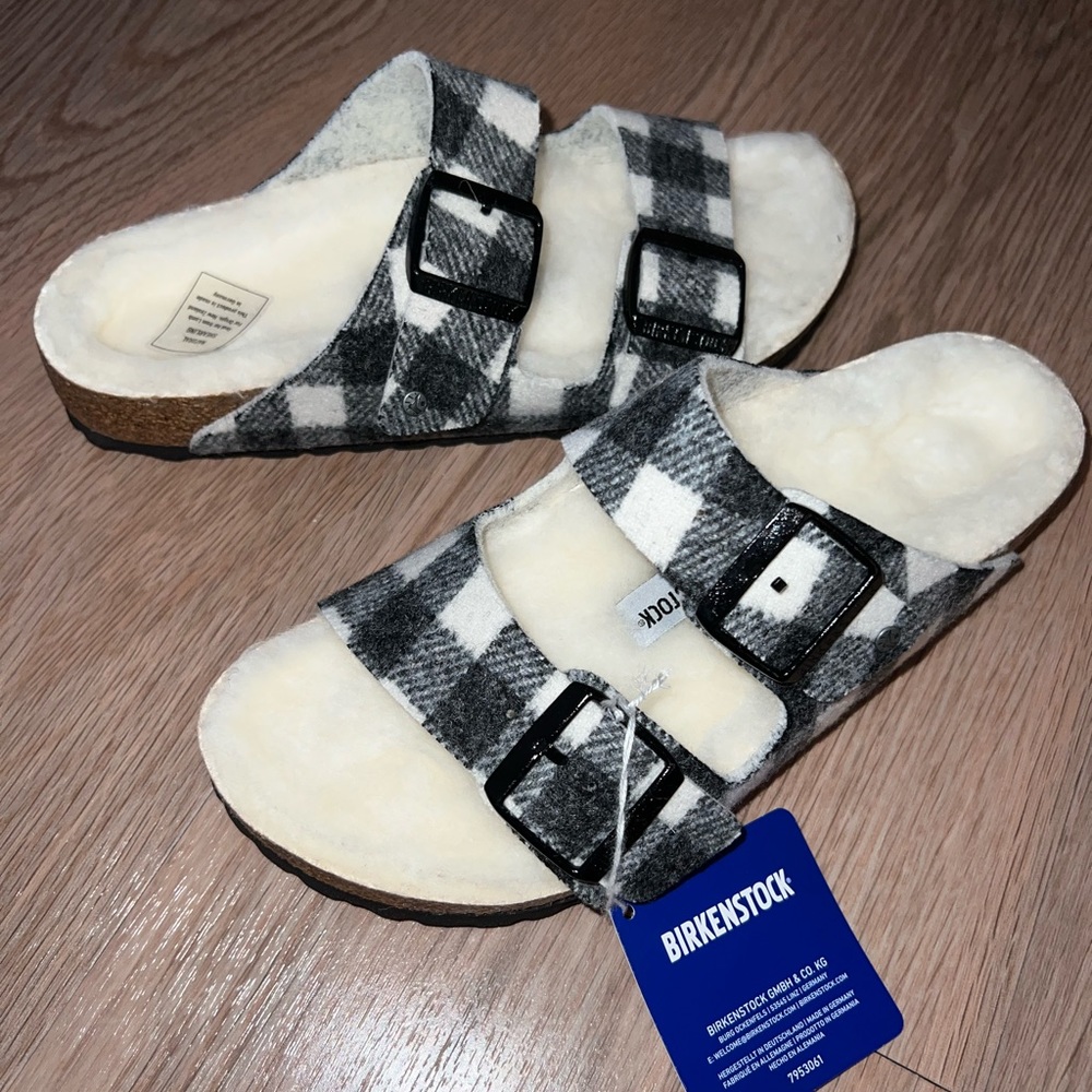 Birkenstock ‘Arizona’ Shearling Sandals 38 7/7.5